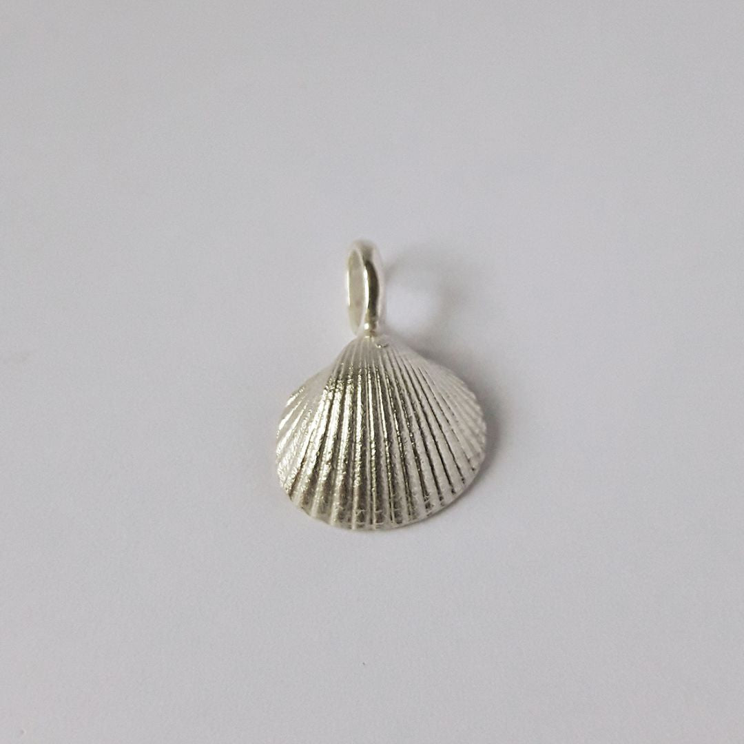 Herzmuschel-Anhänger aus Sterlingsilber